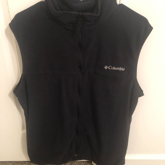Black Columbia Vest - Picture 2 of 3